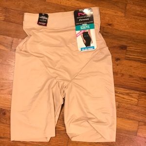 M - high waisted thigh slimmer with cool comfort